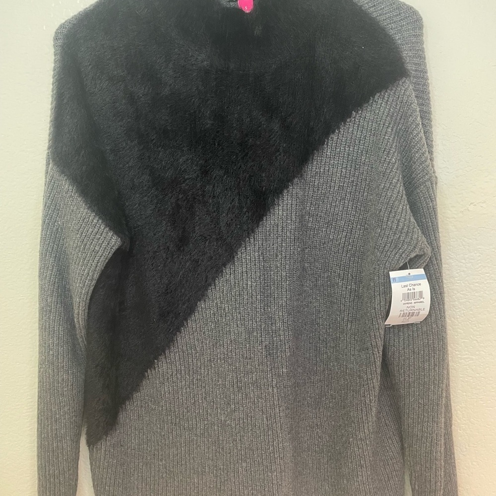 Vince Camuto Black and Gray Cowl Neck Sweater - Picture 5 of 9